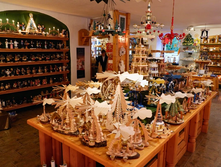 Fachgeschäft für erzgebirgische Volkskunst Der Schwibbogen in Annaberg-Buchholz