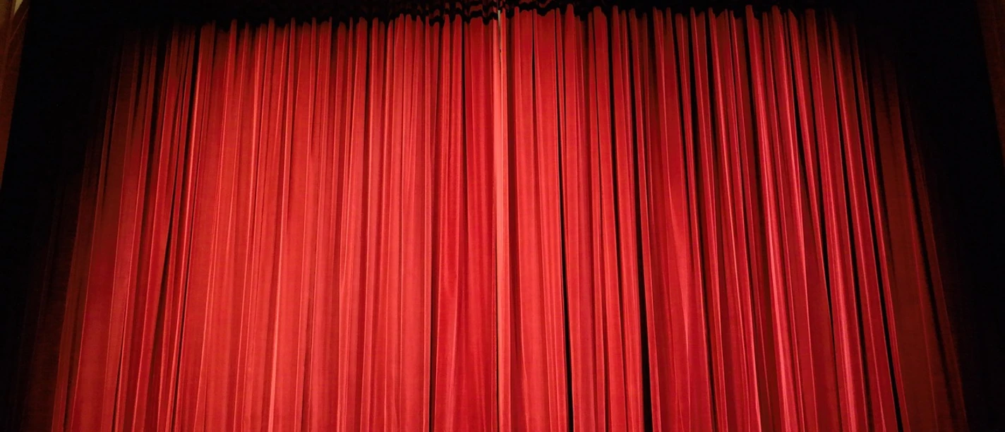 Platzhalter Theater.jpg