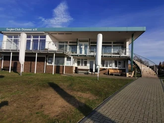 Ankerbucht21_Gastro_Lembruch_Aussenansicht.JPG