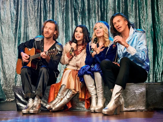 SuperAbba2_C_Manfred Pollert.jpg