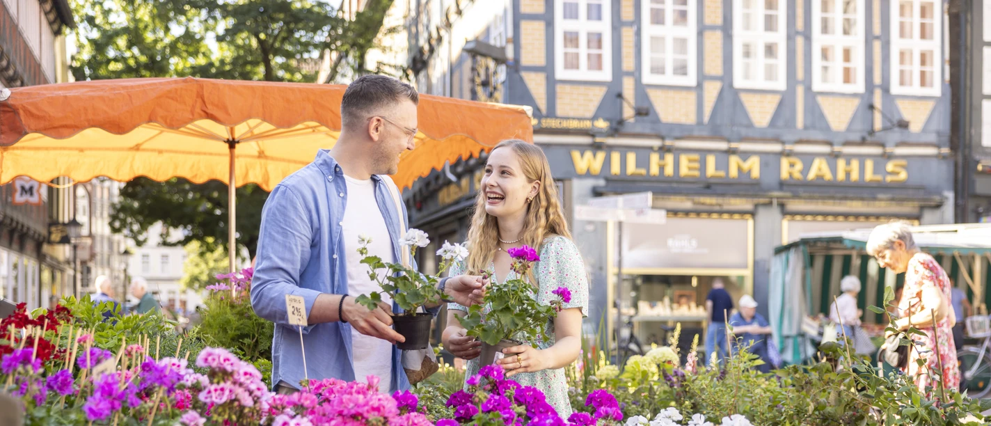 Wochenmarkt in der Celler Innenstadt Wochenmarkt in der Celler Innenstadt