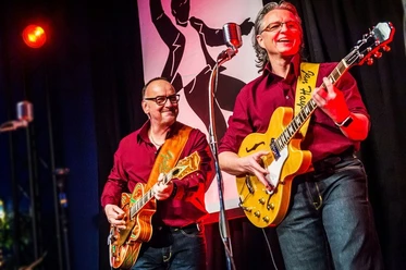 250804_HaystonFreitag_Pressefoto.jpg Zwei Männer mit Gitarre
