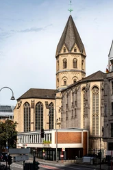 St. Andrew St. Andrew's rises impressively above the Cologne cityscape with its Gothic tower and characteristic arched windows.