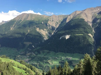 Wanderung von Betten Dorf via Goppisberg, Greich nach Ried-Mörel