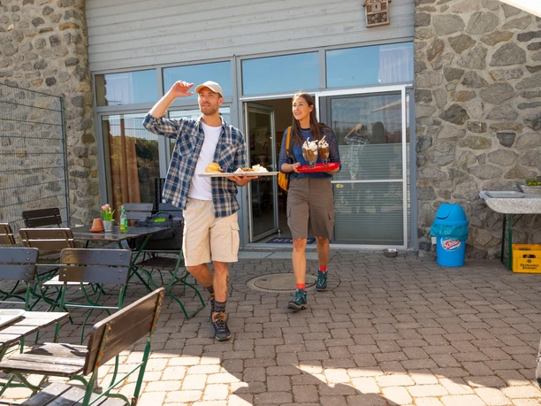 Schillat's Café & Biergarten