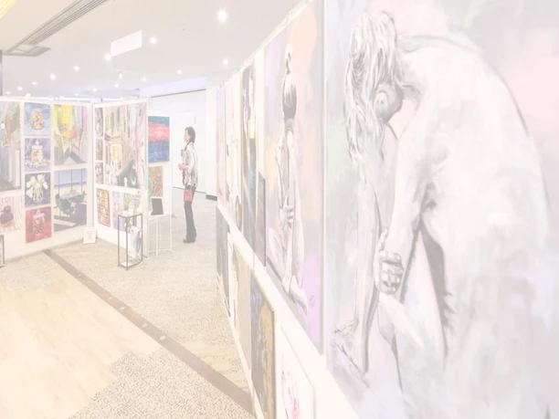 cux-art-2025-kunstausstellung-02-event-kugelbakehalle-veranstaltungszentrum-nordseeheilbad-cuxhaven.jpg