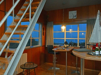 Signalturm Wilhelmshaven von innen nachts Signalturm Wilhelmshaven von innen nachtsWilhelmshaven signal tower from the inside at nightSignaltårnet i Wilhelmshaven set indefra om nattenWilhelmshaven seintoren van binnenuit bij nacht