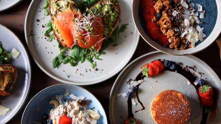 Frühstücksbuffet in der Aalräucherei Hoffmann