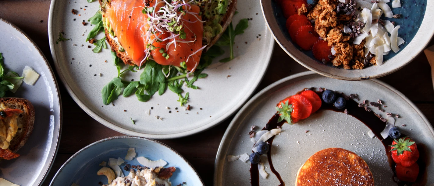 Frühstücksbuffet in der Aalräucherei Hoffmann