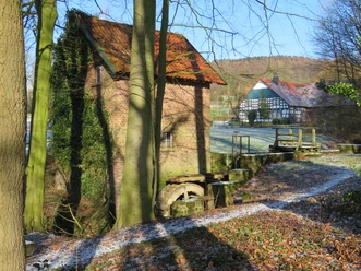 Wassermühle Volmerdingsen (Knicksiekmühle) Wassermühle Volmerdingsen (Knicksiekmühle)