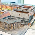 Gedenkstätte-JVA-WF-Modell.jpg Modell historischer Gebäude