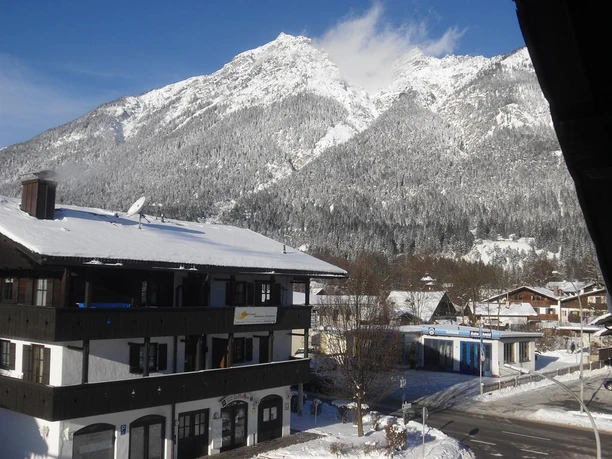 Blick vom Balkon zum Kramer