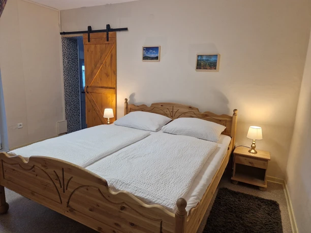 Pension Mühlenkopfschanze Zimmer 2.jpg