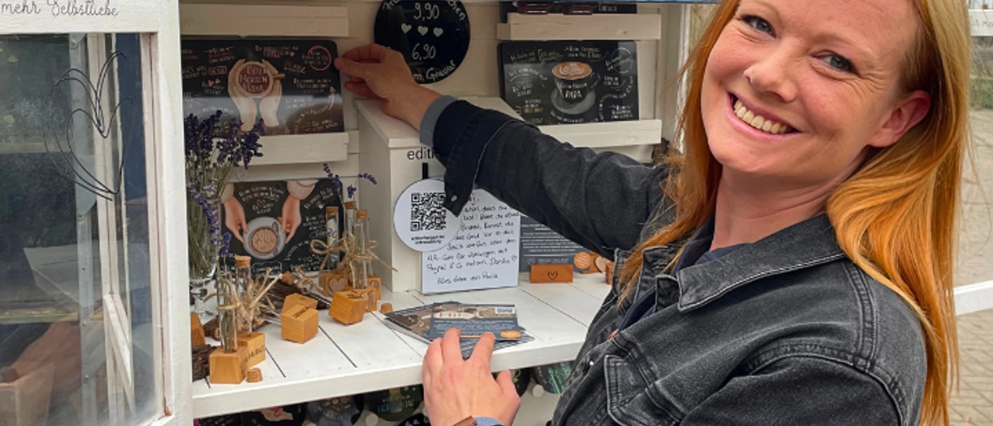 Selbstbedienungsschrank "HERZauf"