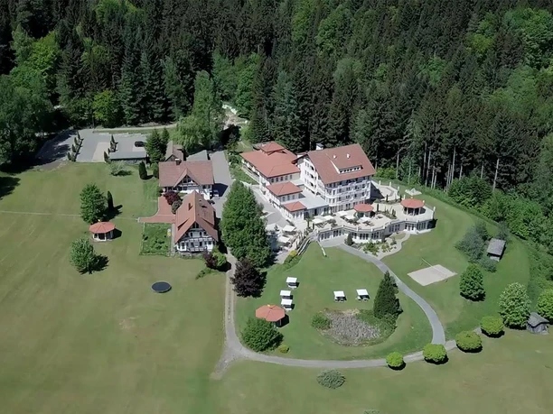 ailwaldhof_anlage_©