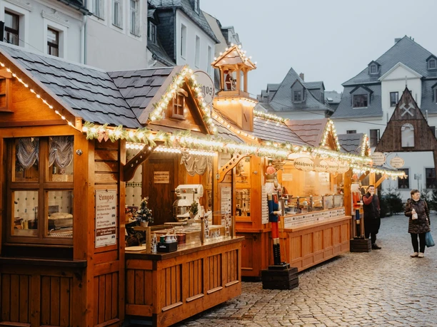 Weihnachtsmarkt in Schneeberg im Erzgebirge