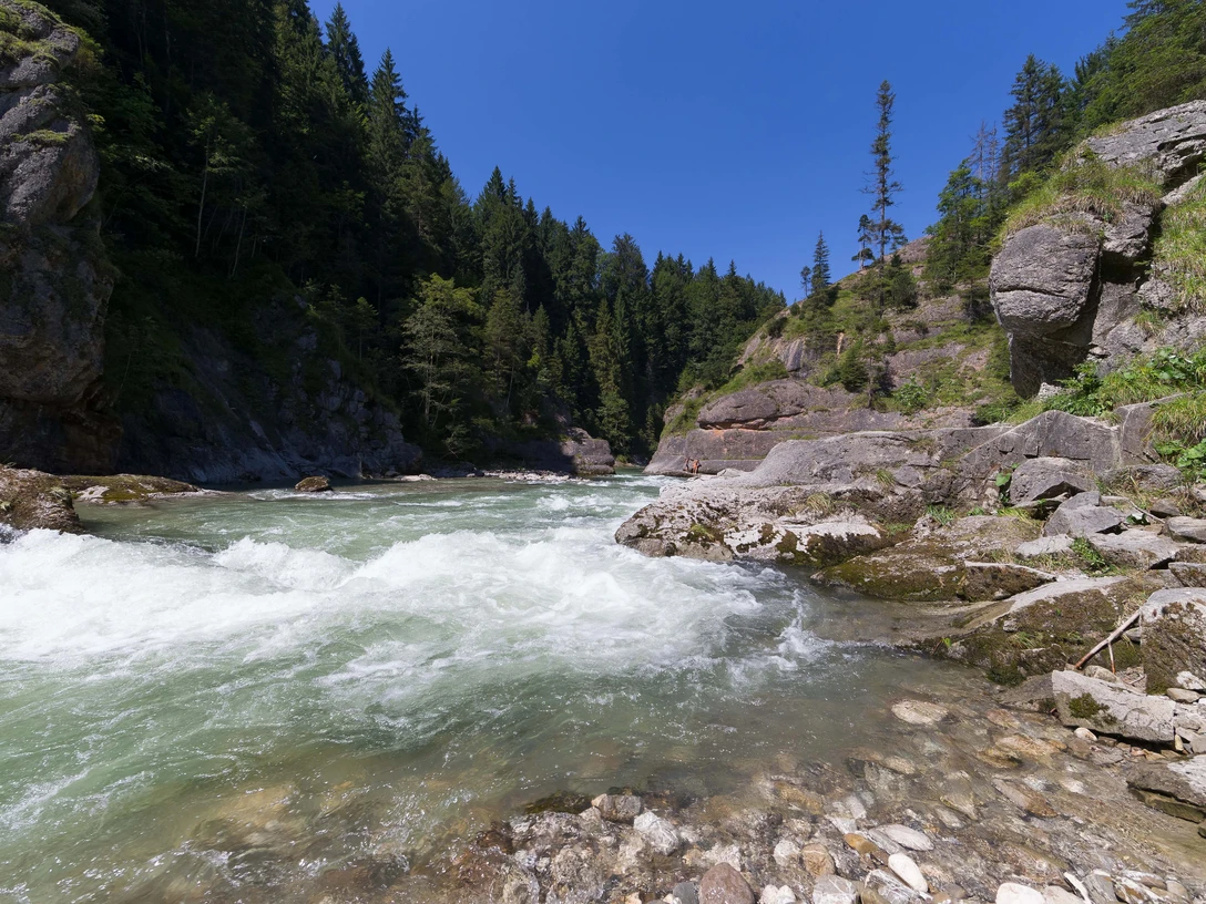 Ammer.jpg Ammergauer Alpen
