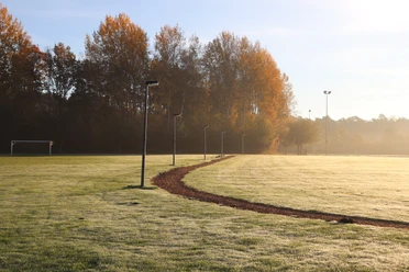 Herbstliche Stimmung im Sportpark am Ölbach in Schloß Holte-Stukenbrock