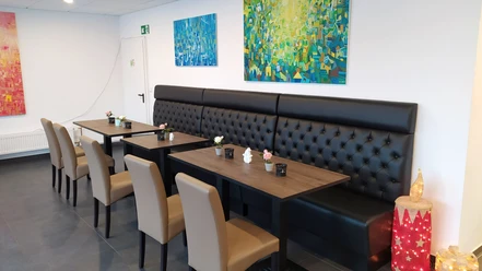 Snackies Eiscafé - moderner Gastraum Snackies Eiscafé - moderner Gastraum