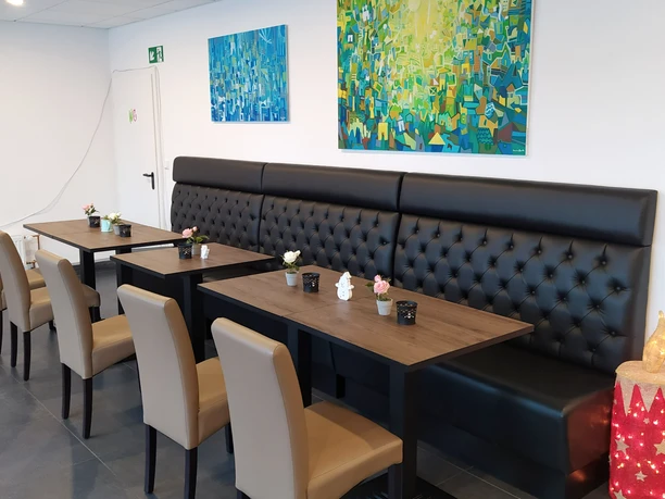 Snackies Eiscafé - moderner Gastraum Snackies Eiscafé - moderner Gastraum