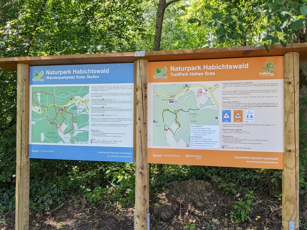 Wandertafel und Trail-Park-Info