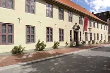 Detlefsen-Museum_im_Brockdorff_Palais.jpg
