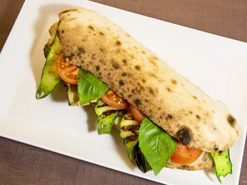 Food from the restaurant "Der Italiener" in the Rigiblick