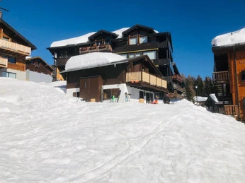 Chalet Kolibri Aussen 1