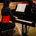 Staatsbad Salzuflen_Orchester_Frau am Flüge