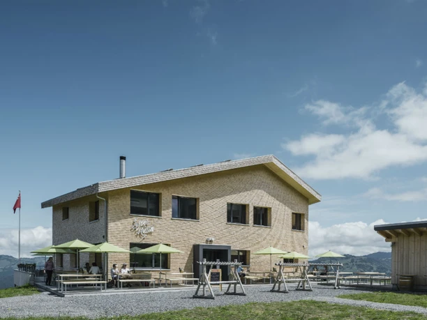 Aussenansicht Sommer