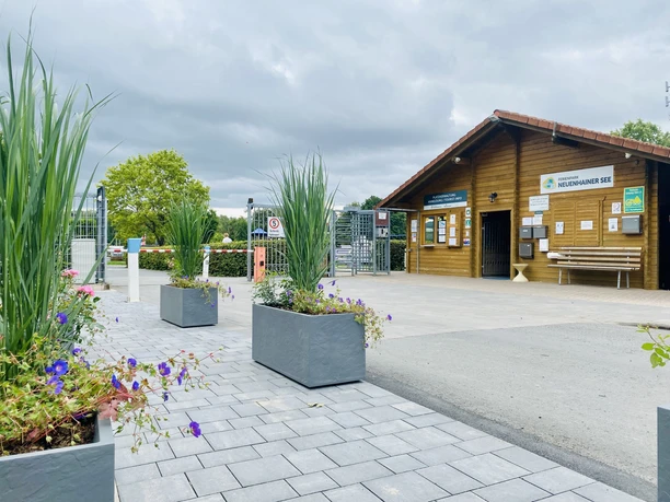 Tourist-Info Neuenhainer See
