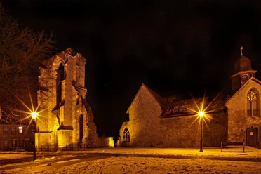 Kirchenruine/Kirche/Kloster am Abend
