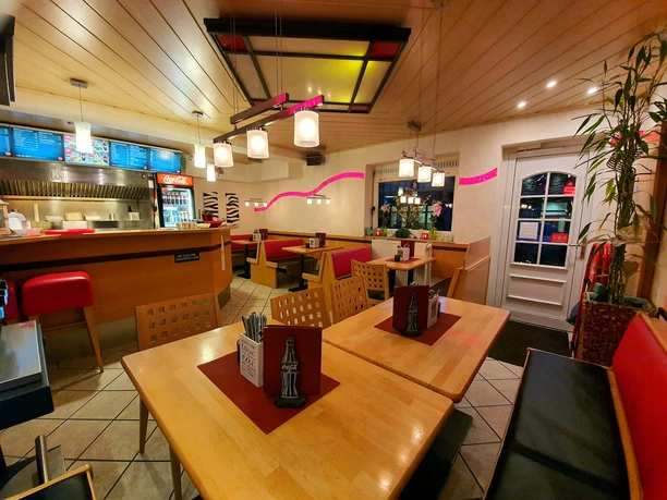 Willinger Imbiss Innen.jpg