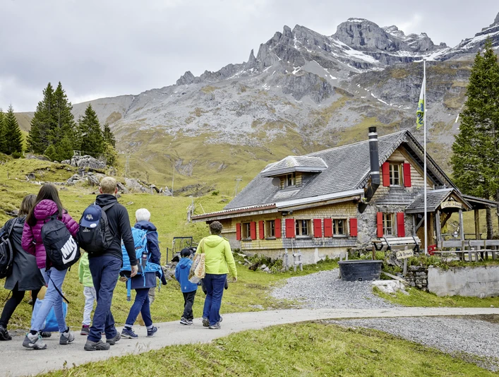 Bannalp Chrüzhütte