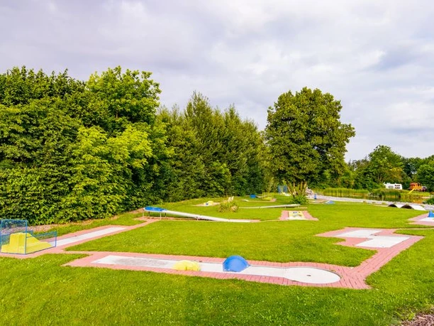 Minigolfanlage auf dem Campingplatz Minigolfanlage