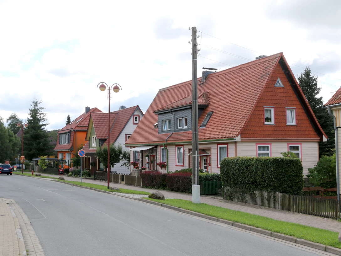 schierke-ortsansicht-brockenstrasse schierke-ortsansicht-brockenstrasse