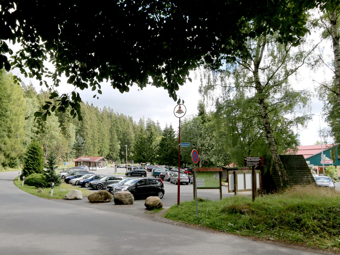 schierke-parkplatz-thaelchen schierke-parkplatz-thaelchen