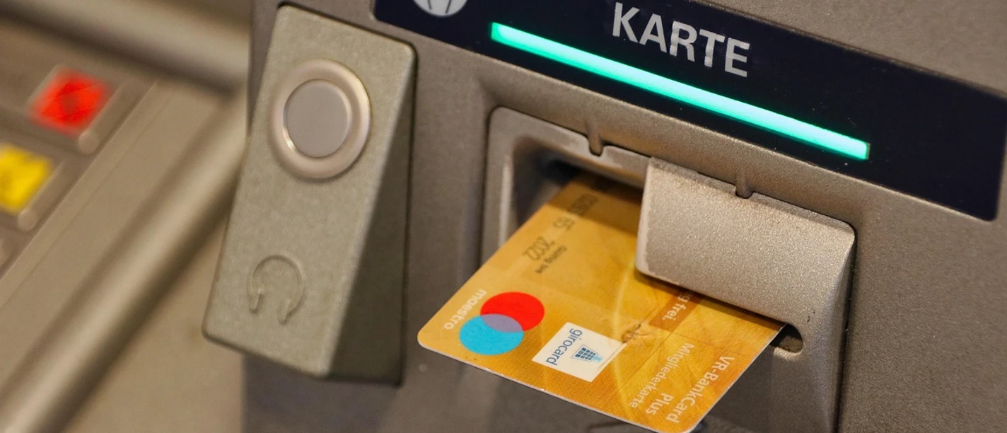 geldautomat-2 geldautomat-2