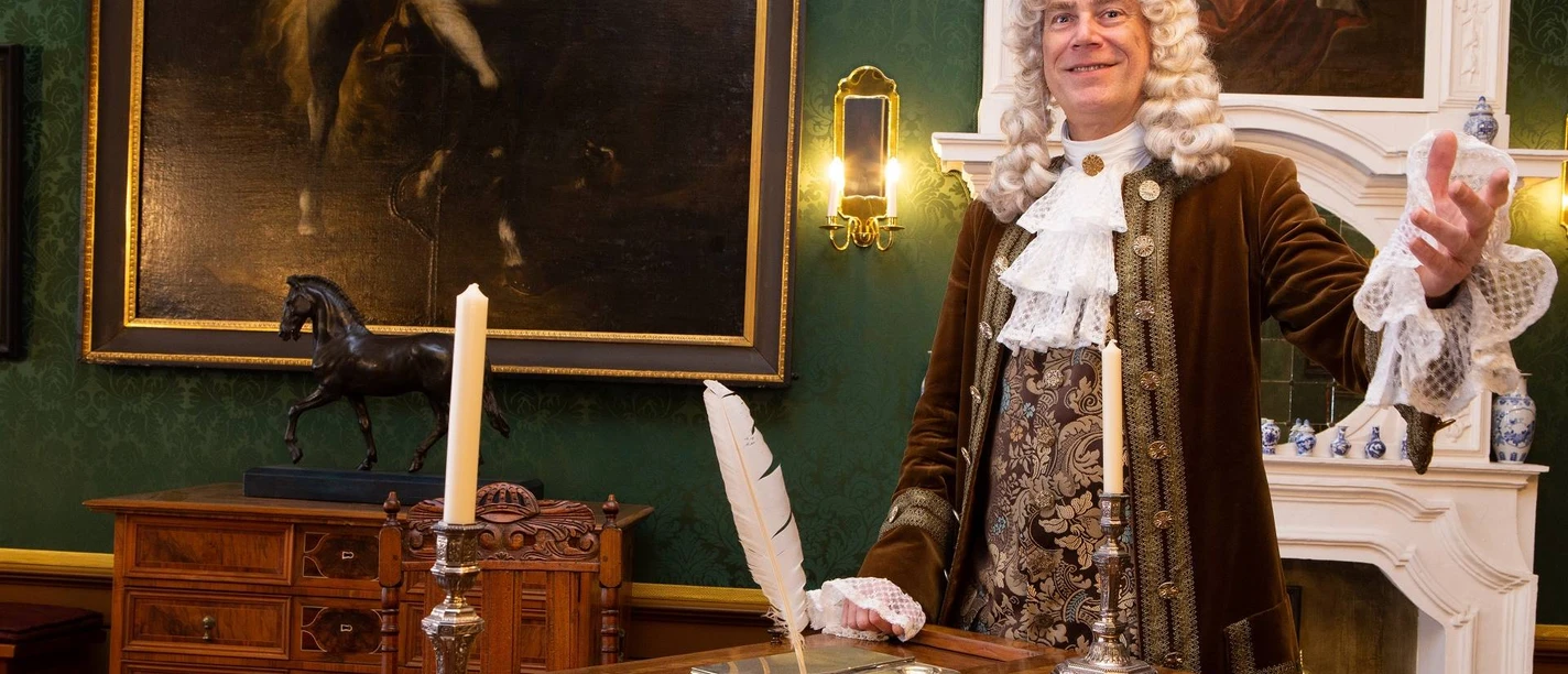 Das Schlossmuseum Wolfenbüttel Der Tanzmeister empfängt seine Gäste im herzoglichen Staatsappartement