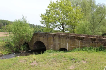Niedenstein Alte Emsbruecke bei Kirchberg 2020 05 09 ccbyStadtNiedenstein