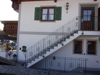 Treppenaufgang zur Wohnung