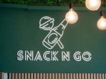 SnackNGo Logo Das Logo von Snack N Go