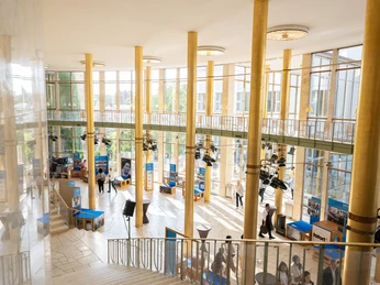 hr broadcasting hall