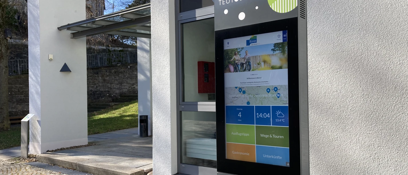Digitale Info-Stele | Büren-Wewelsburg