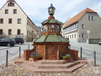 Töpferbrunnen Kohren-Sahlis