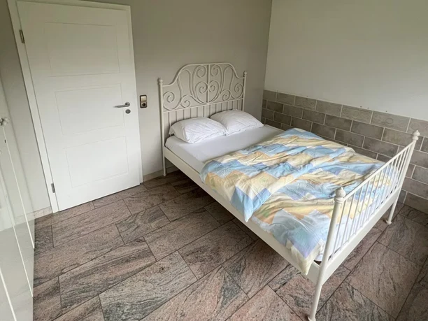 2-schlafzimmer.jpg