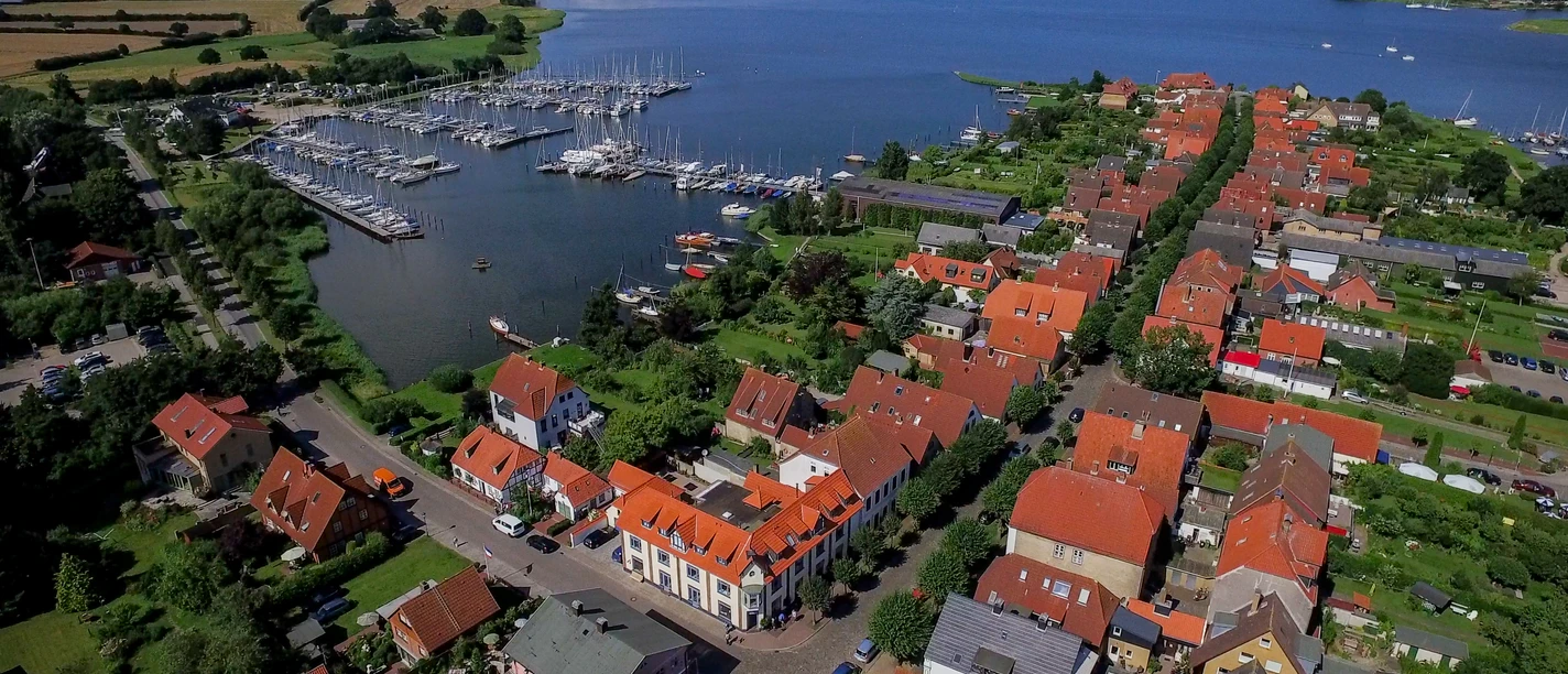 arnis-14-orbiter_aerial_footage