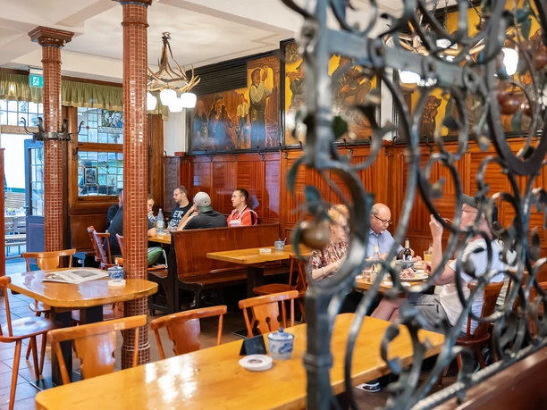 Apfelweintradition in Sachsenhausen