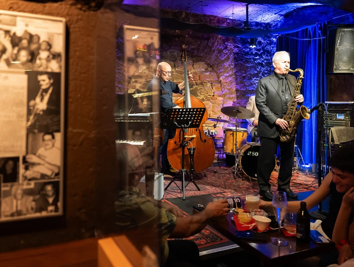 Jazz cellar