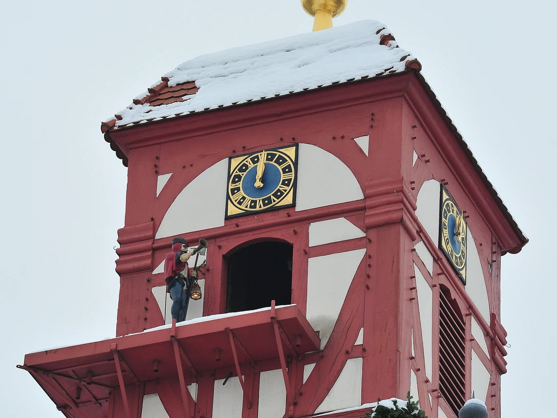 Eschwege Dietemannturm mit Schnee C H Greim 3